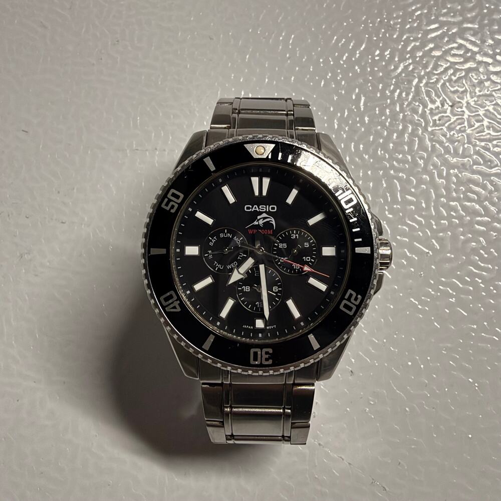 RARE 2011 Casio Duro MDV-303D-1A1V Marlin Watch